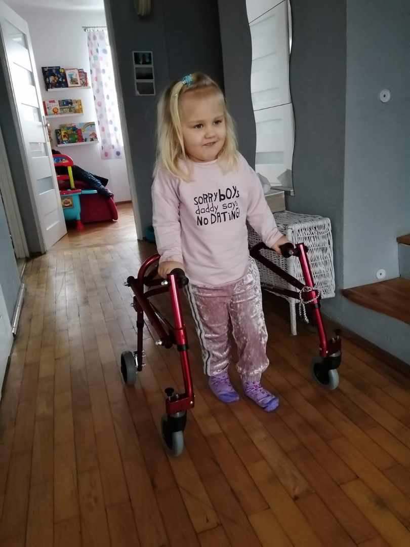 lenka po 2 operacji.jpg